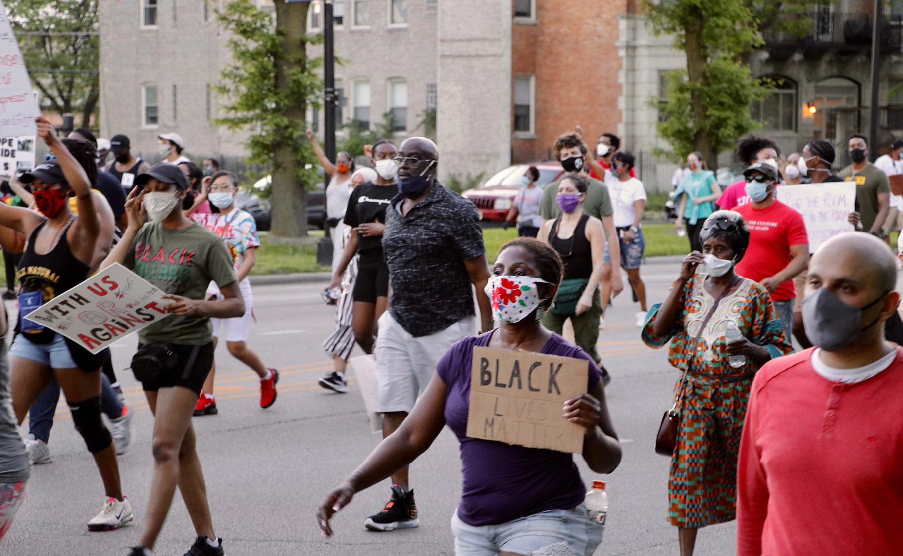 A peaceful protest in Bronzeville on Tuesday, June 2, 2020 was organized by faith leaders in Chicago. (Evan Garcia / WTTW News)