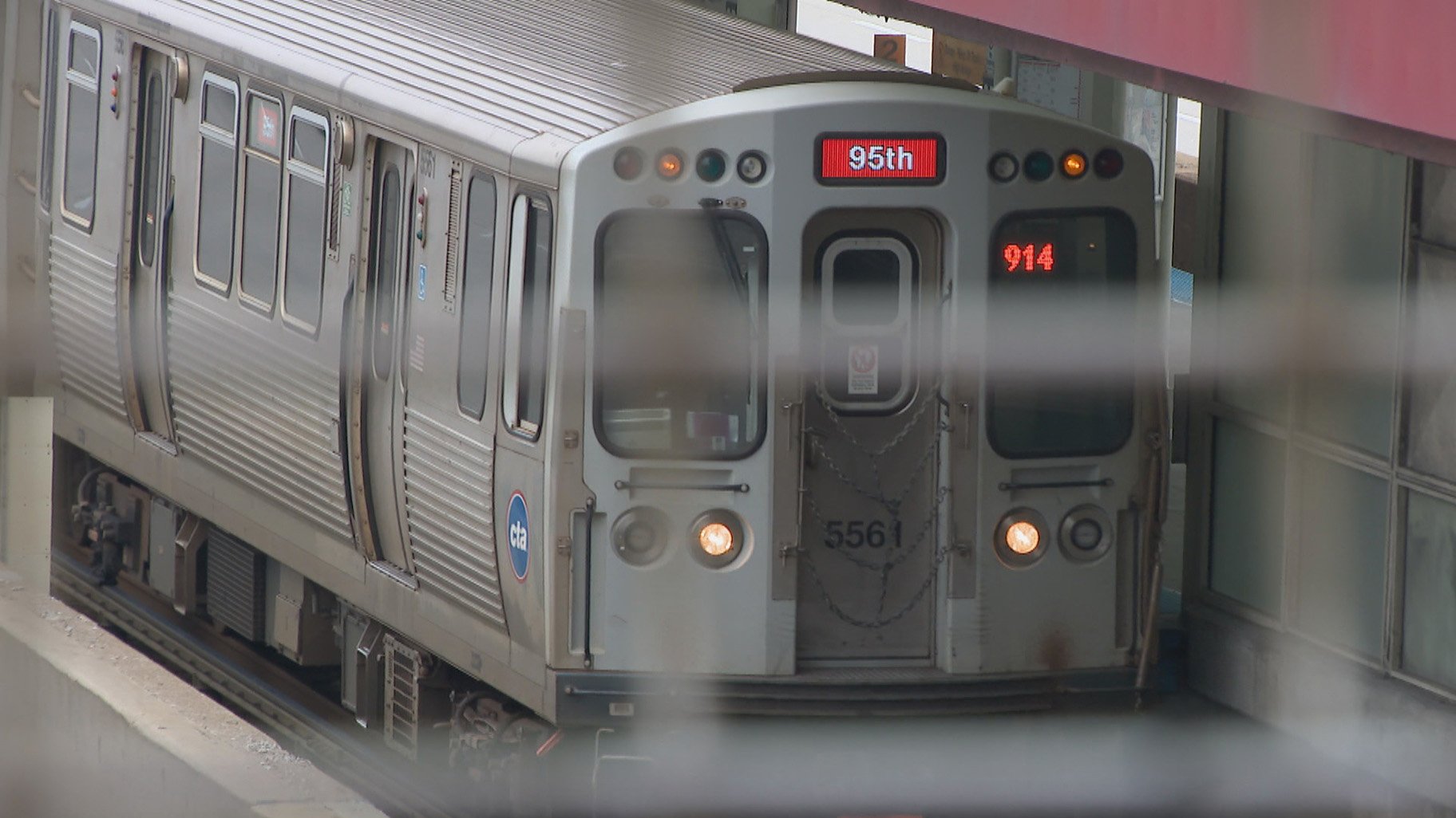 CTA Red Line train (WTTW News)