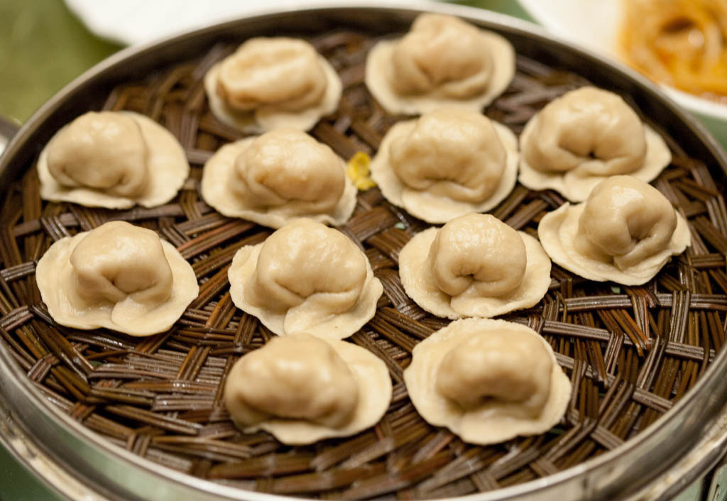 Learn how to make dumplings for eating the traditional Chinese dish. (Charles Haynes / Flickr)