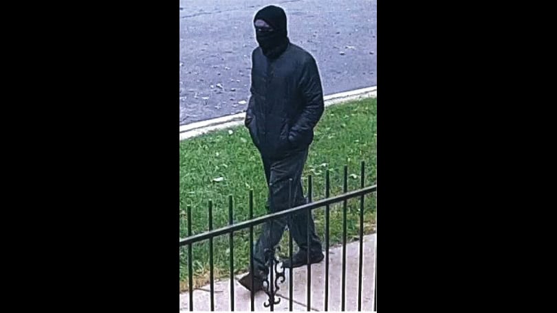 A photo of the suspected Rogers Park gunman. (Chicago Police Department)