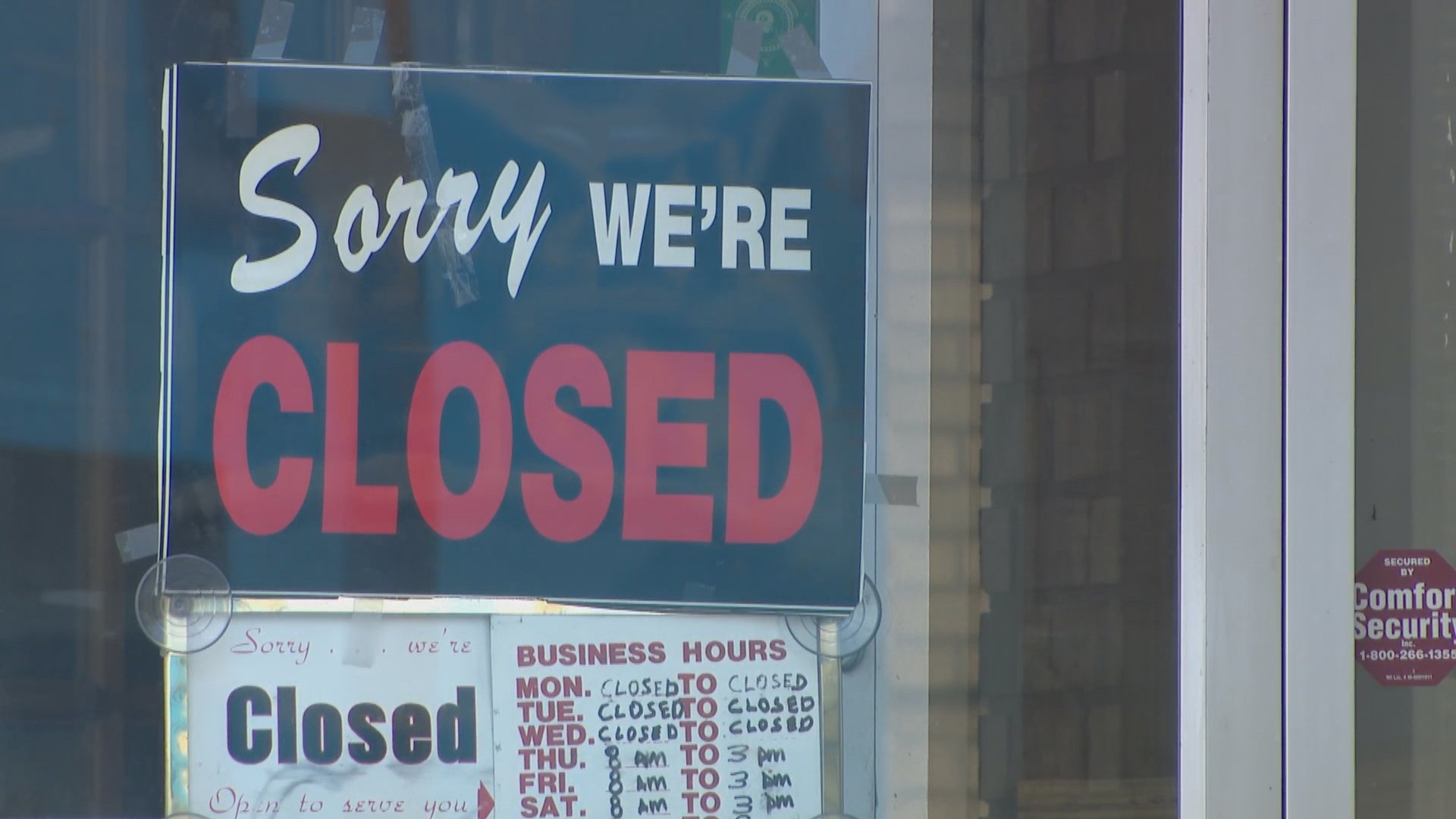 A small business in Kenosha, Wisconsin, on April 7, 2020. (WTTW News)