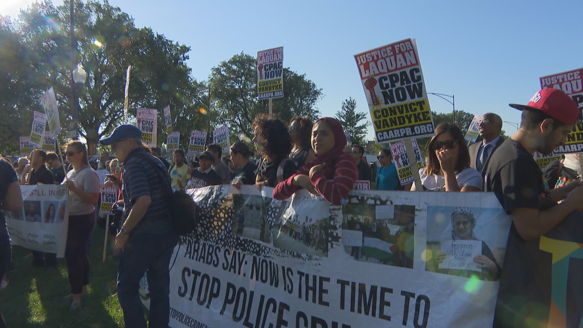 Protesters gather outside the courthouse at 26th Street and California Avenue on Sept. 5, 2018, day one of the murder trial of Chicago police officer Jason Van Dyke. (Chicago Tonight)