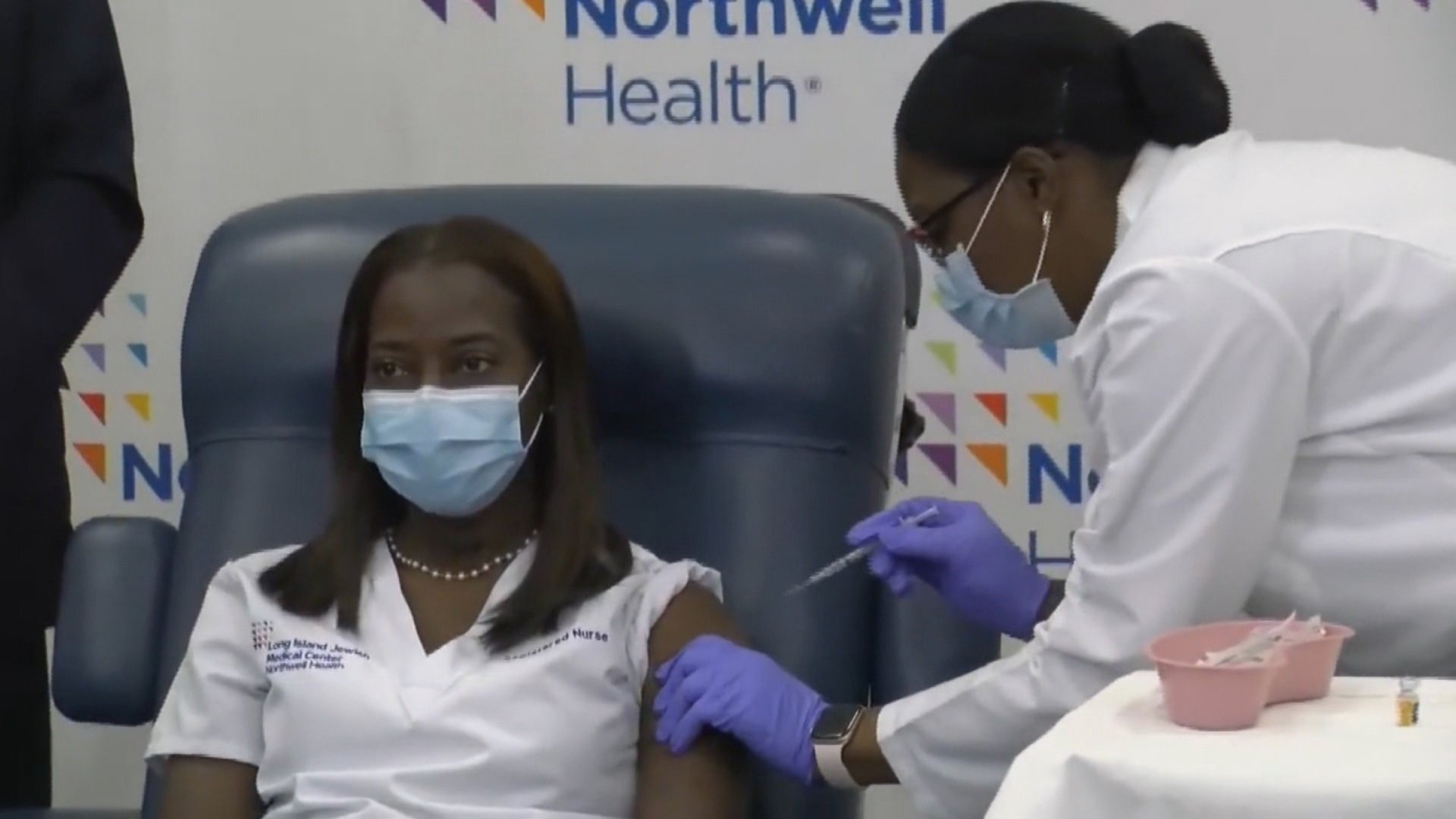 4 New Covid 19 Vaccination Sites Open In Cook County Chicago News Wttw