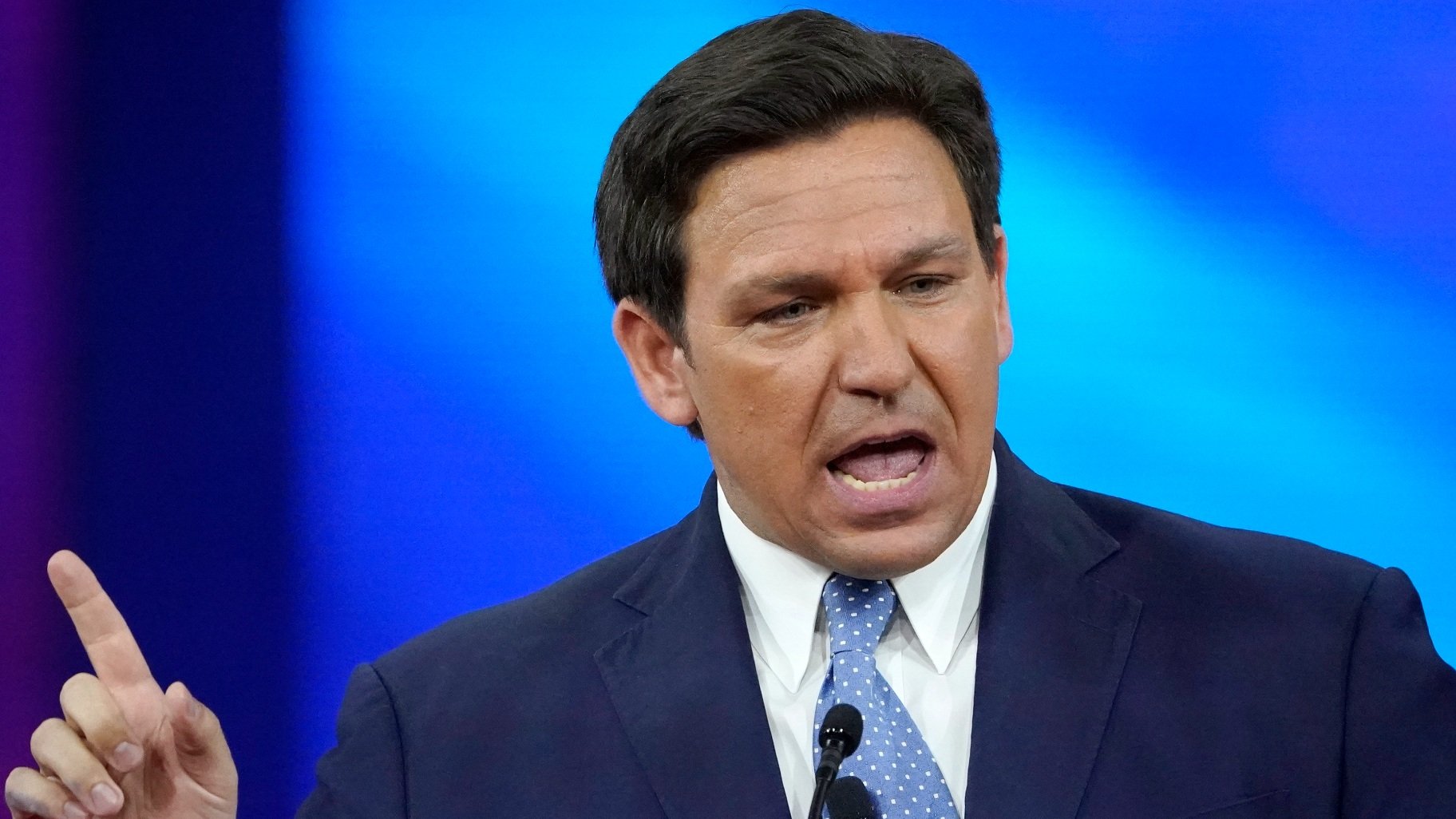 Florida Governor Ron DeSantis officially launches 2024 presidential campaign to challenge Donald Trump |  Chicago News