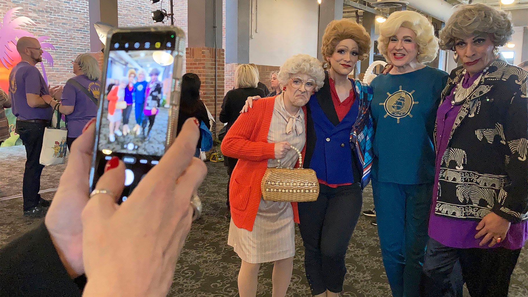‘Golden Girls’ Shows Little Age at Inaugural Fan Convention Chicago