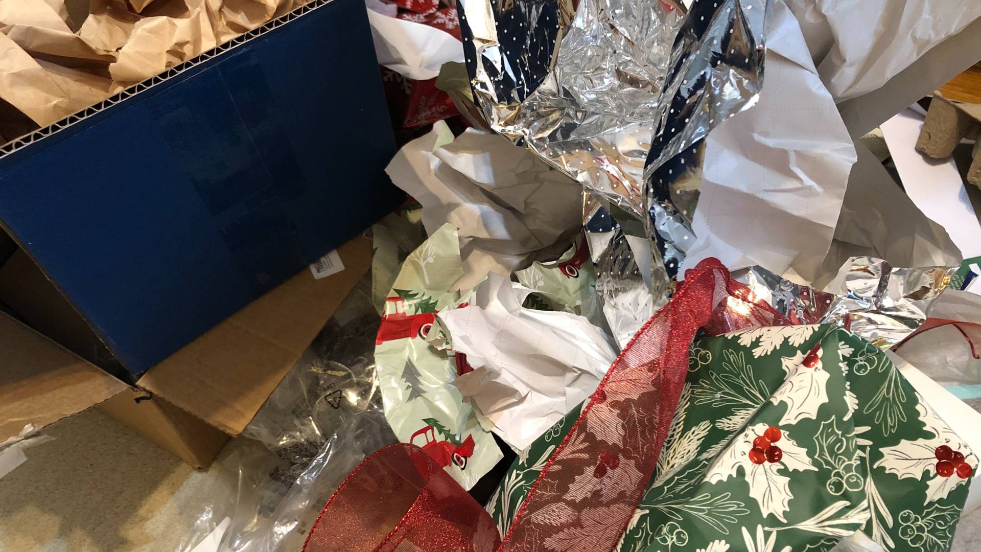 In Boston, last week's wrapping paper cannot be recycled