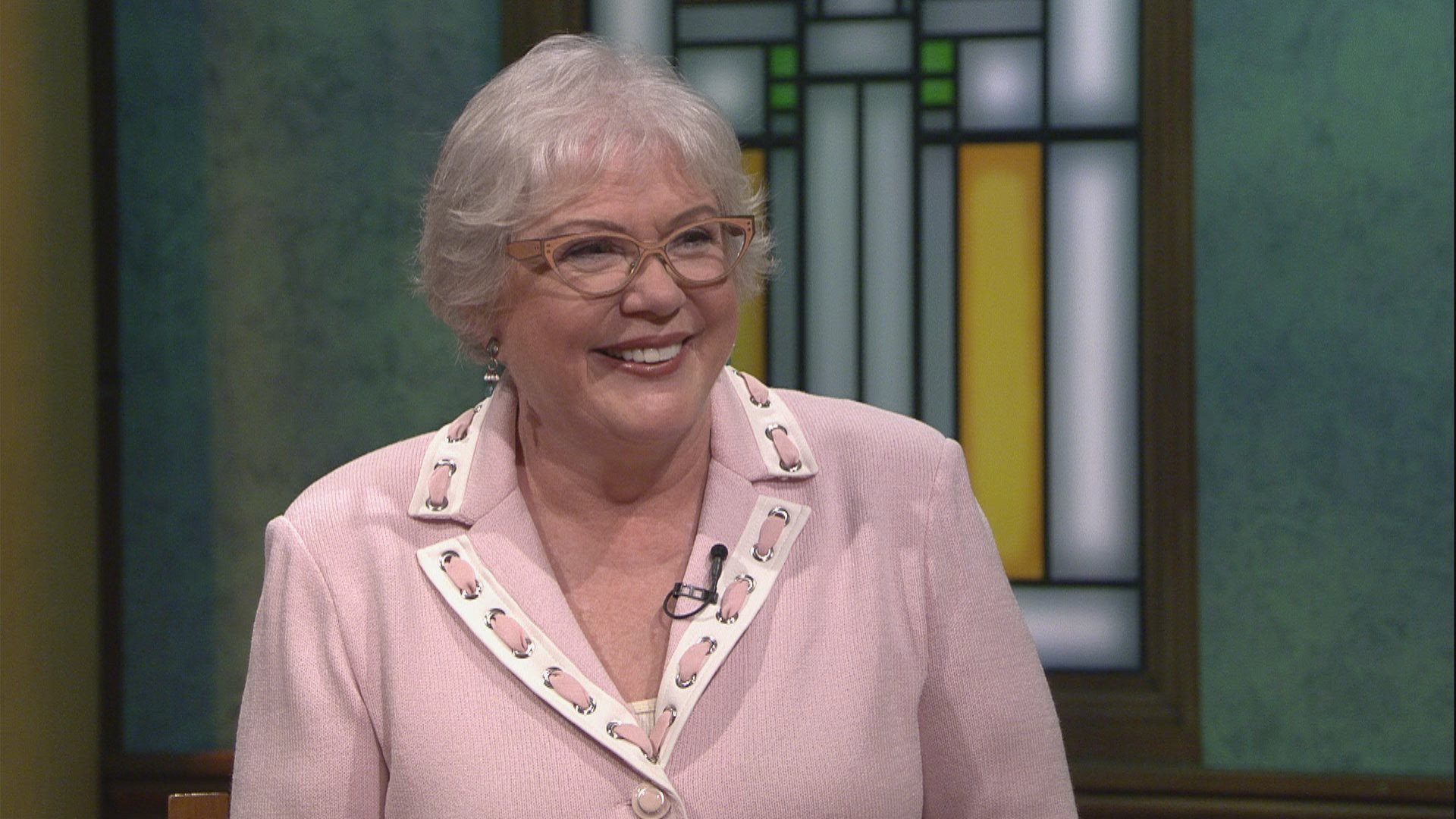 Julia Sweeney Returns to 'SNL' From Right Here In Chicago