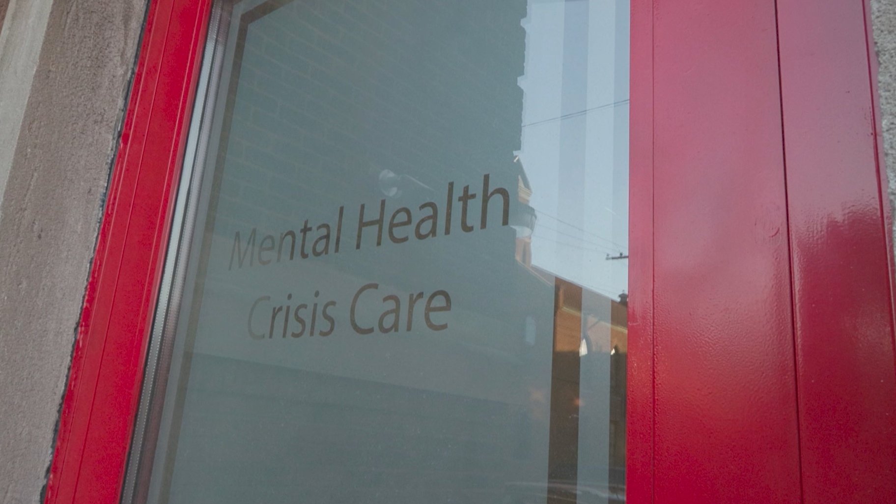 卫生委员会同意组建工作组，重新开放芝加哥的公共心理健康诊所，扩大911替代响应