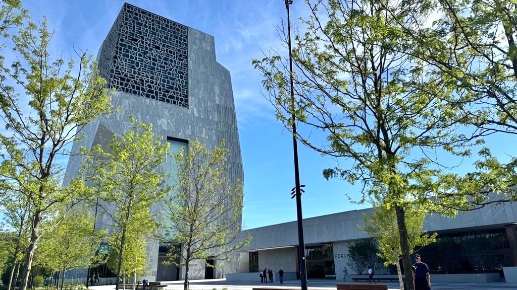 Obama Presidential Center Is Ready for Its Close-Up: First Look at Obama Foundation’s ‘Beacon of Hope’ and Economic Engine