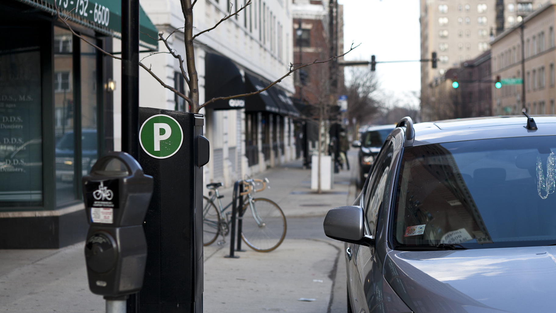 Tips to Find Parking Near Downtown Chicago & West Loop