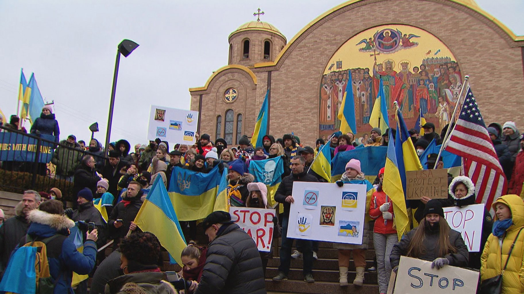 Peace Rally in Ukrainian Village Chicago News WTTW