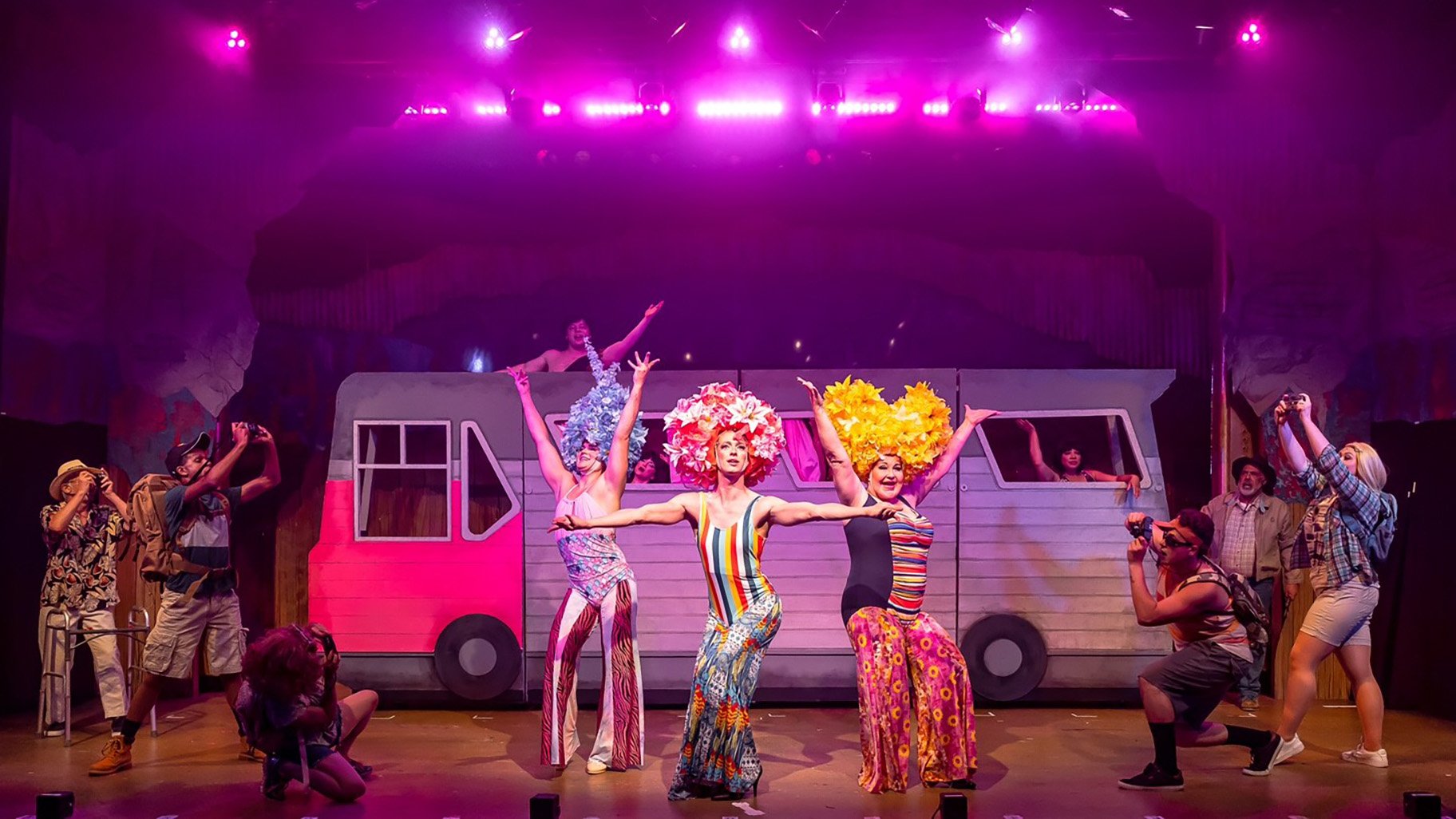 The Adventures of Priscilla, Queen of the Desert review Life's a