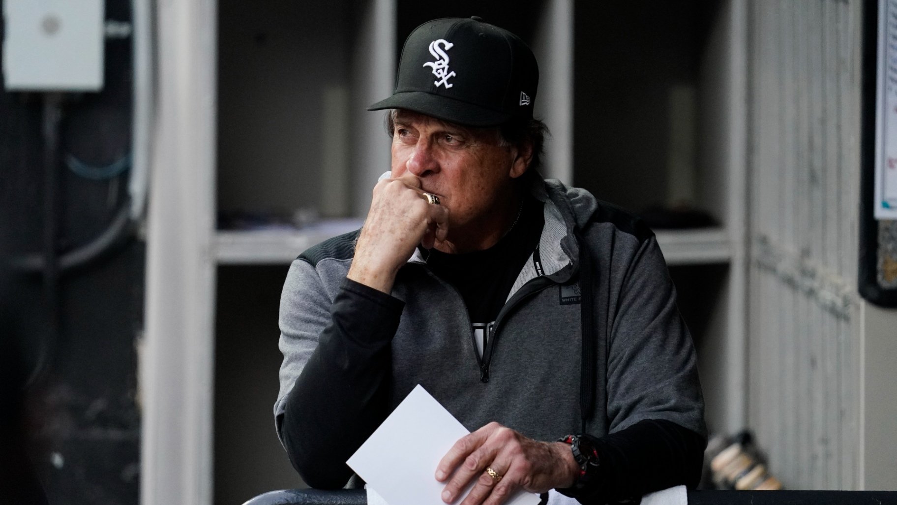 Tony La Russa steps down as White Sox manager over health concerns, says 'I  did not do my job' in 2022 