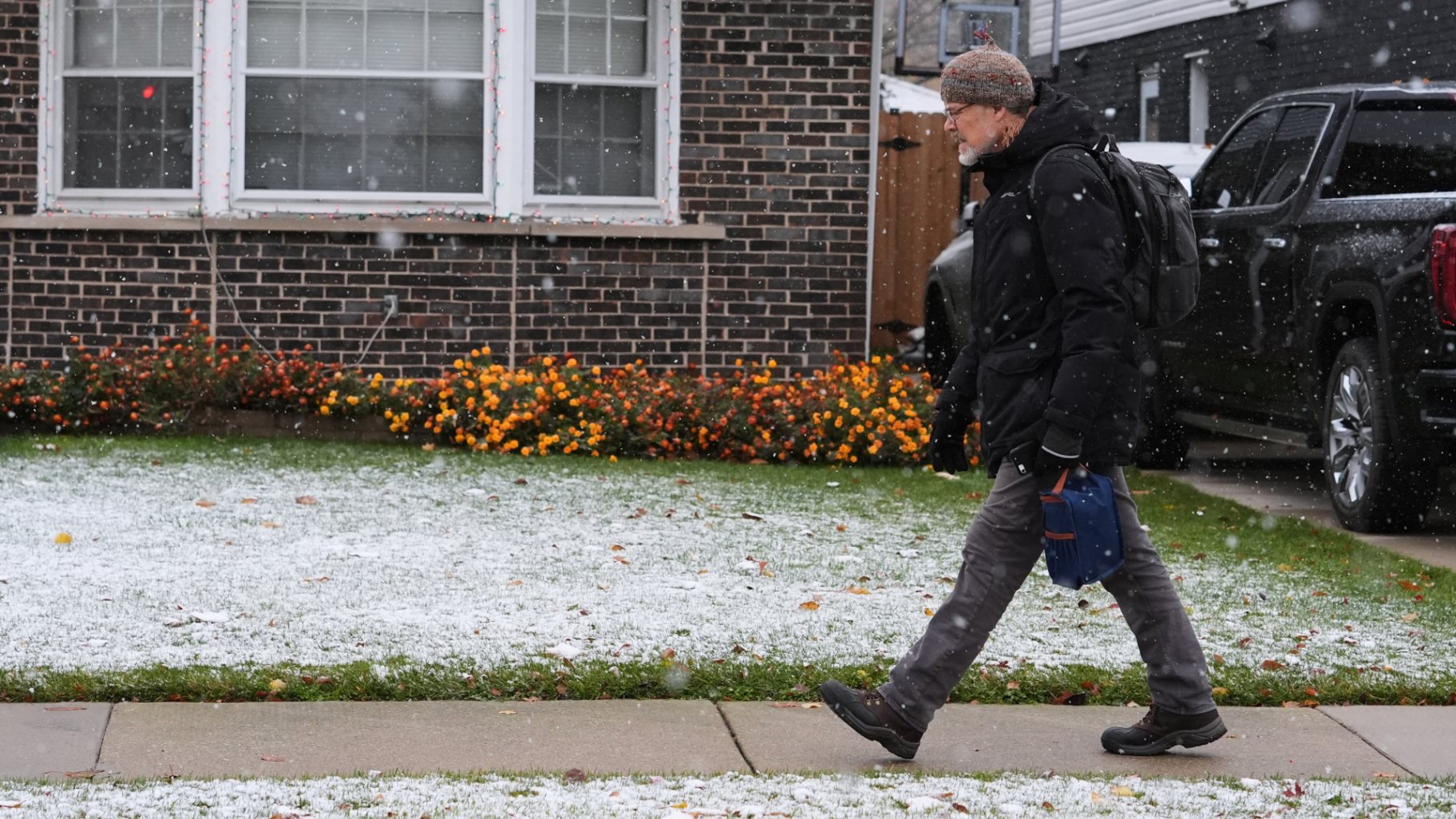 Lake Effect Snow of More Than 6 Inches Could Make Chicago’s Morning ...