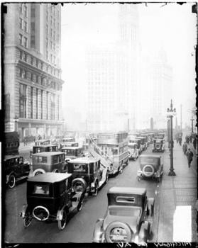 Michigan Avenue Bridge; Courtesy Chicago Historical Society