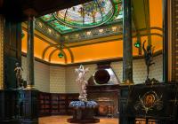 Louis Comfort Tiffany: Treasures from the Driehaus Museum