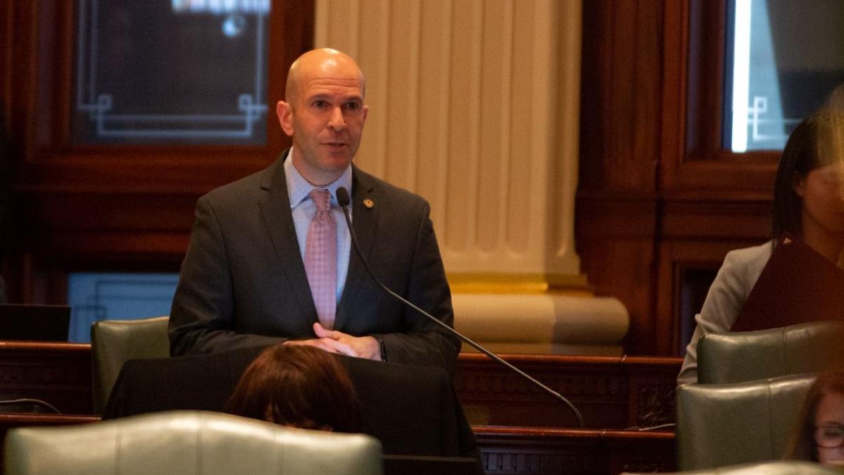 State Rep. Bob Morgan (D-Deerfield) speaks on the Illinois House floor on March 7, 2024. (Jerry Nowicki / Capitol News Illinois)