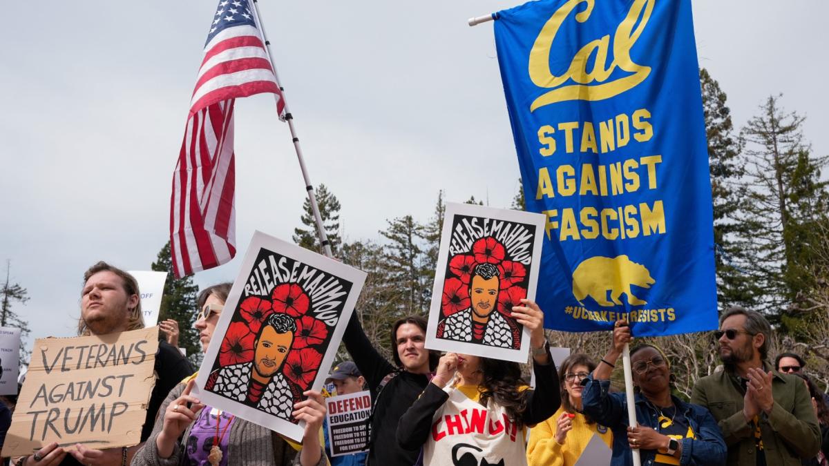 People rally at the University of California, Berkeley campus to protest the Trump administration Wednesday, March 19, 2025, in Berkeley, Calif. (AP Photo / Godofredo A. Vásquez)