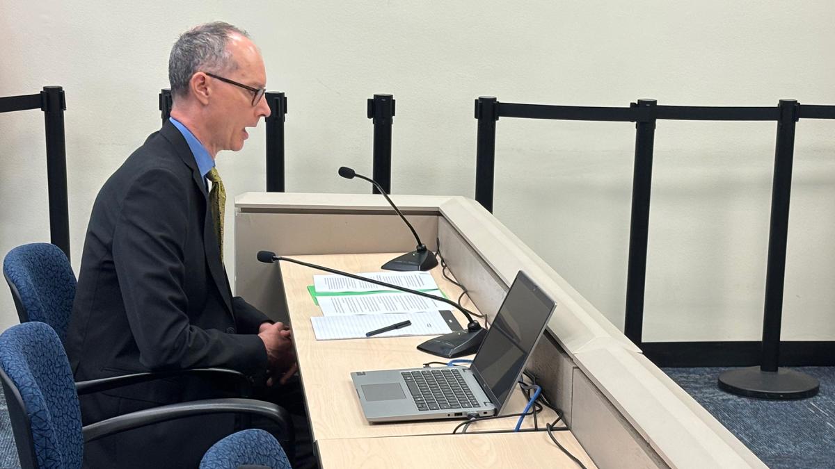David Glockner, Mayor Brandon Johnson’s pick to serve as inspector general, addresses the Ethics and Government Oversight Committee on May 19, 2026. (Heather Cherone / WTTW News)