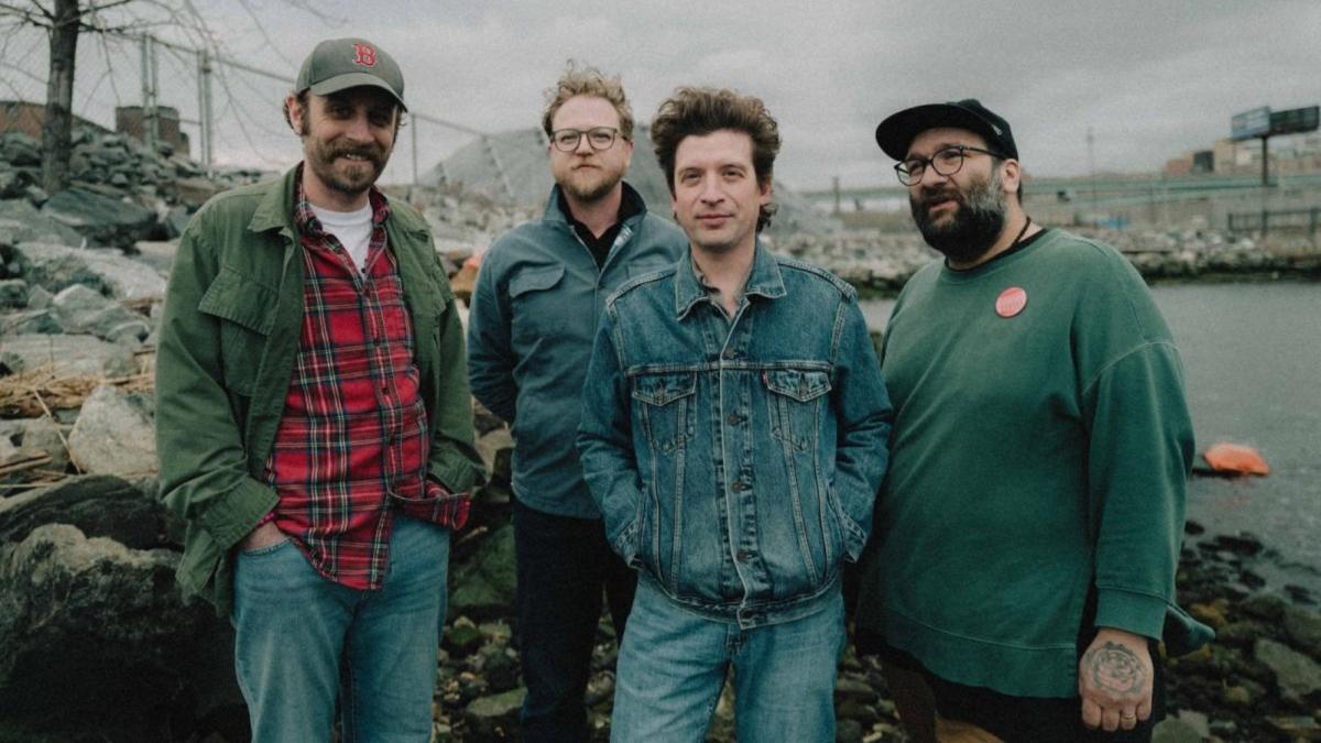 Deer Tick (Rich Ferri)