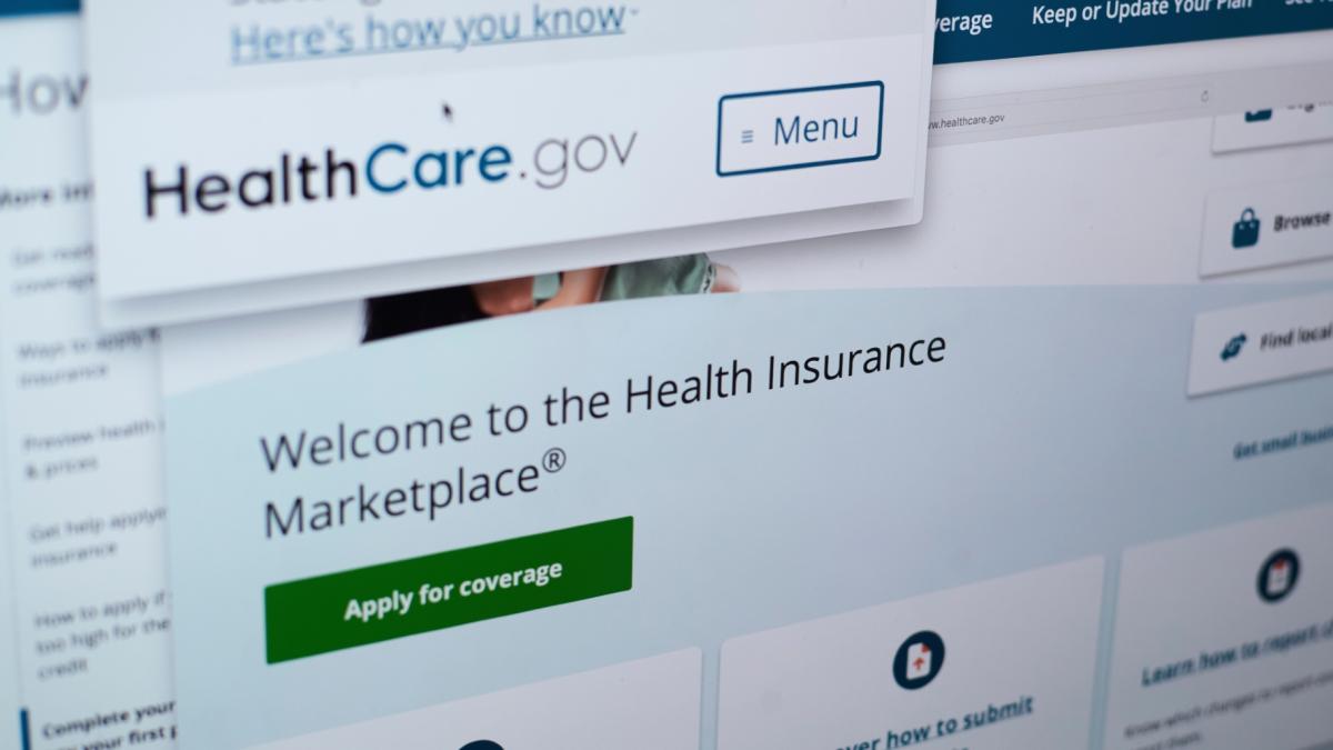 FILE - Pages from the U.S. Affordable Care Act health insurance website healthcare.gov are seen on a computer screen in New York, Aug. 19, 2025. (AP Photo / Patrick Sison, File)