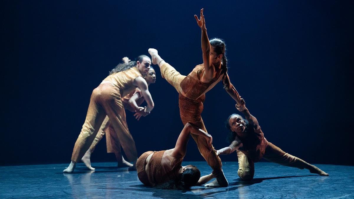 Hubbard Street dancers Aaron Choate, Michele Dooley, Cyrie Topete, Jacqueline Burnett and Simone Stevens in “Into Being” by FLOCK. (Michelle Reid)