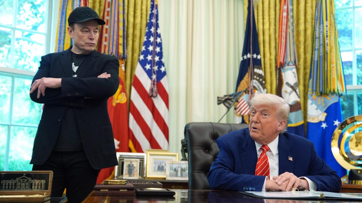 President Donald Trump, right, speaks during a news conference with Elon Musk in the Oval Office of the White House, Friday, May 30, 2025, in Washington. (AP Photo / Evan Vucci, File)