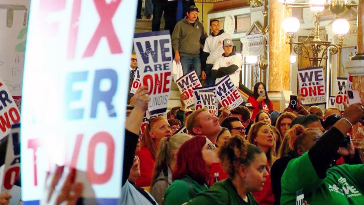 Union members in the We Are One Illinois coalition hold a rally at the Illinois Capitol in November 2024. (Andrew Campbell / Capitol News Illinois)
