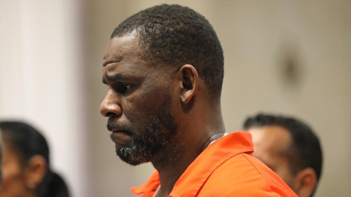 FILE - In this Sept. 17, 2019 file photo, R. Kelly appears during a hearing at the Leighton Criminal Courthouse in Chicago. (Antonio Perez / Chicago Tribune via AP, Pool, File)
