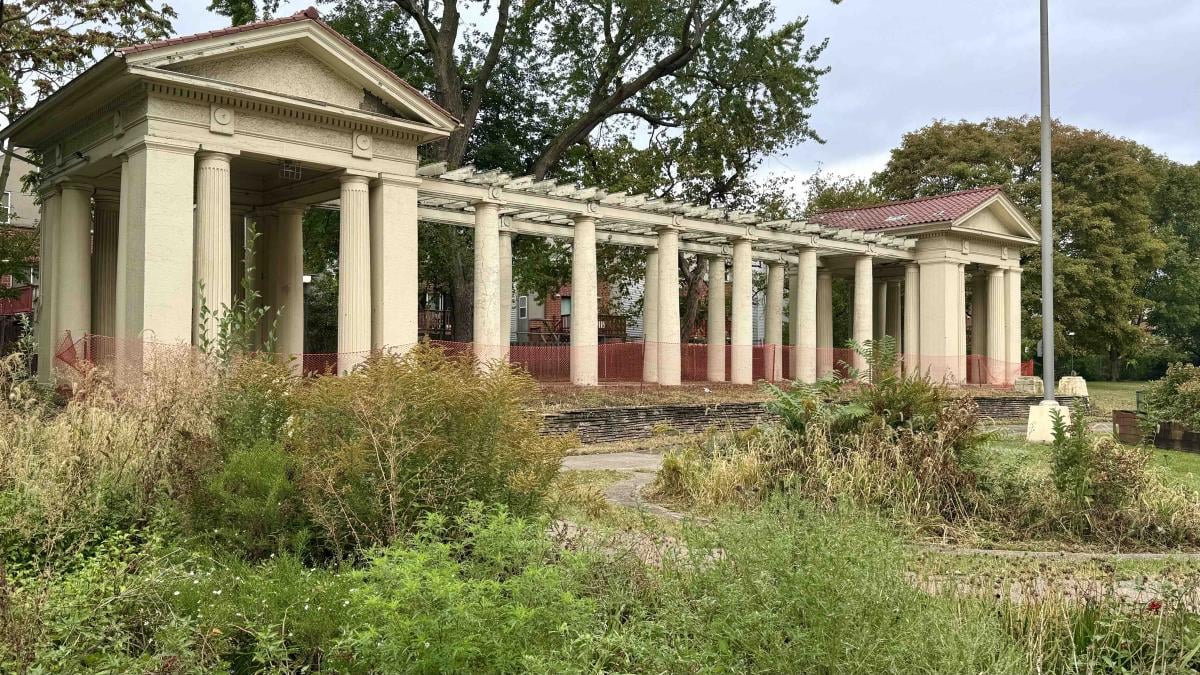 Historic Sears Sunken Garden dates back to 1907 and was designed as a place for Sears employees to take a break and enjoy some fresh air, without ever leaving the company's sprawling campus. (Patty Wetli / WTTW News)