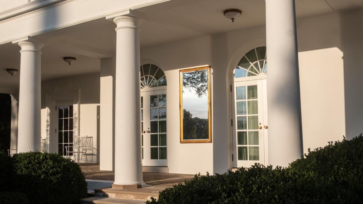 The White House is preparing a government-wide nondisclosure agreement aimed at curtailing federal workers’ sharing of “confidential government information,” as it seeks to stop internal leaks to media organizations. (Pete Marovich / Getty Images / File via CNN Newsource)