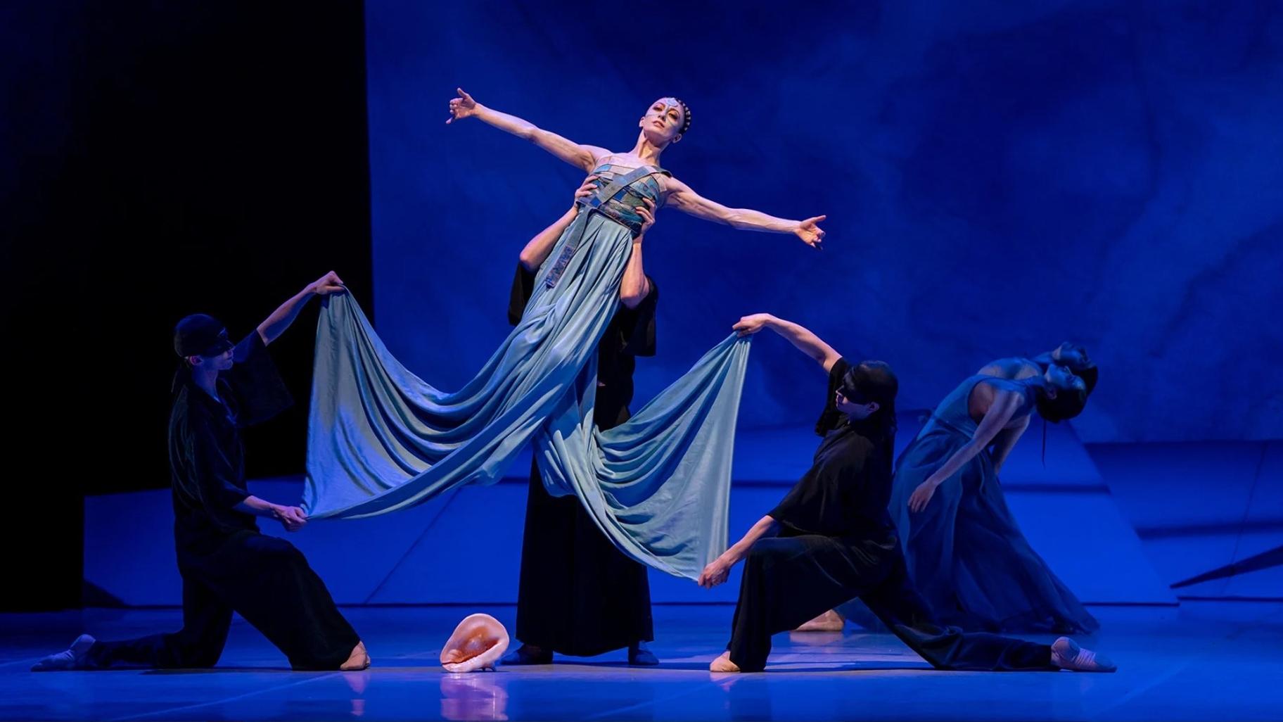 Victoria Jaiani in Joffrey Ballet production of “The Little Mermaid.” (Credit: Cheryl Mann)