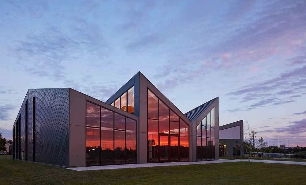 Studio Gang’s Eleanor Boathouse at Park 571 (Tom Harris Photography / Studio Gang)