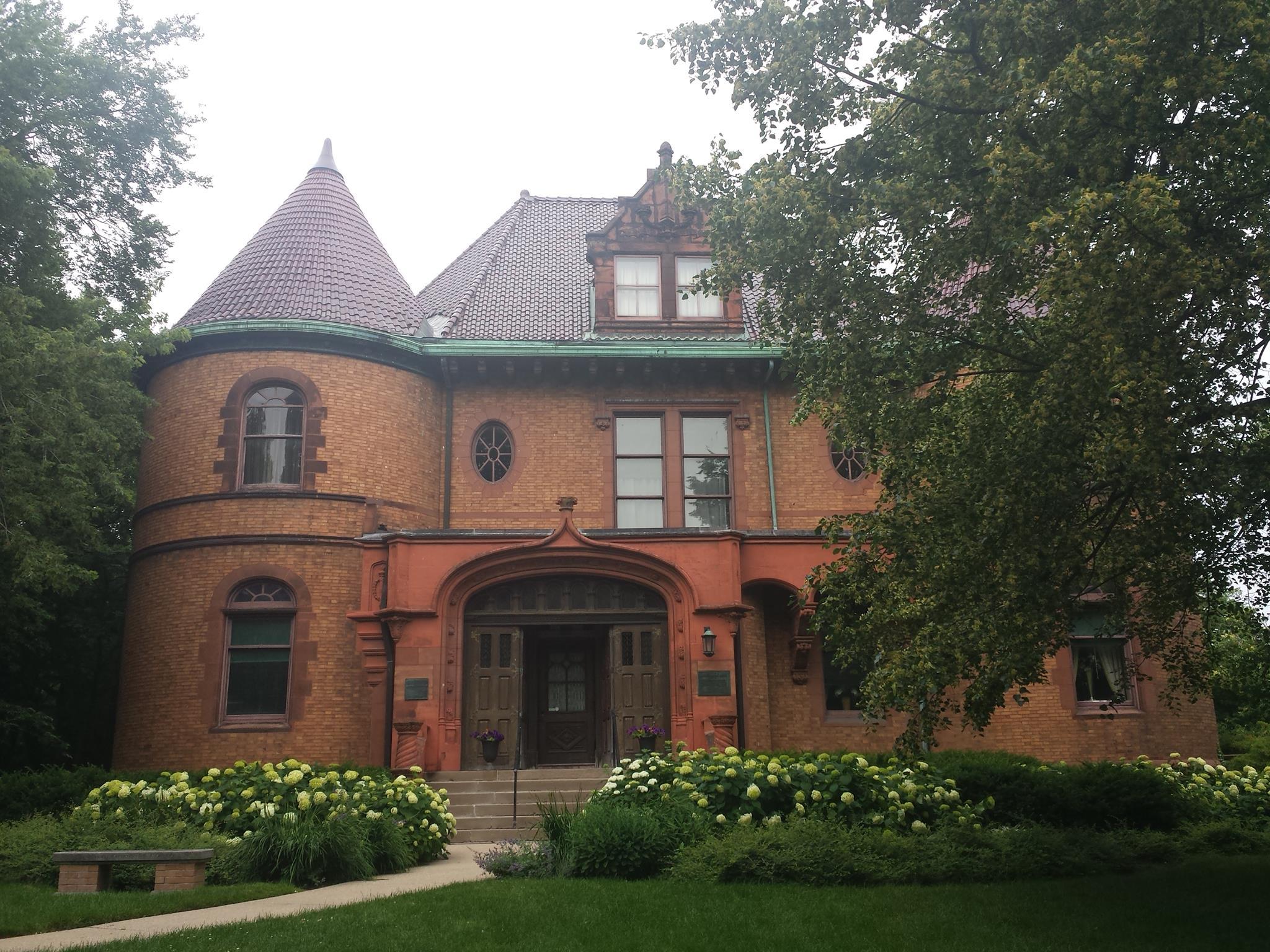 The Dawes House in Evanston (Evanston History Center / Facebook)