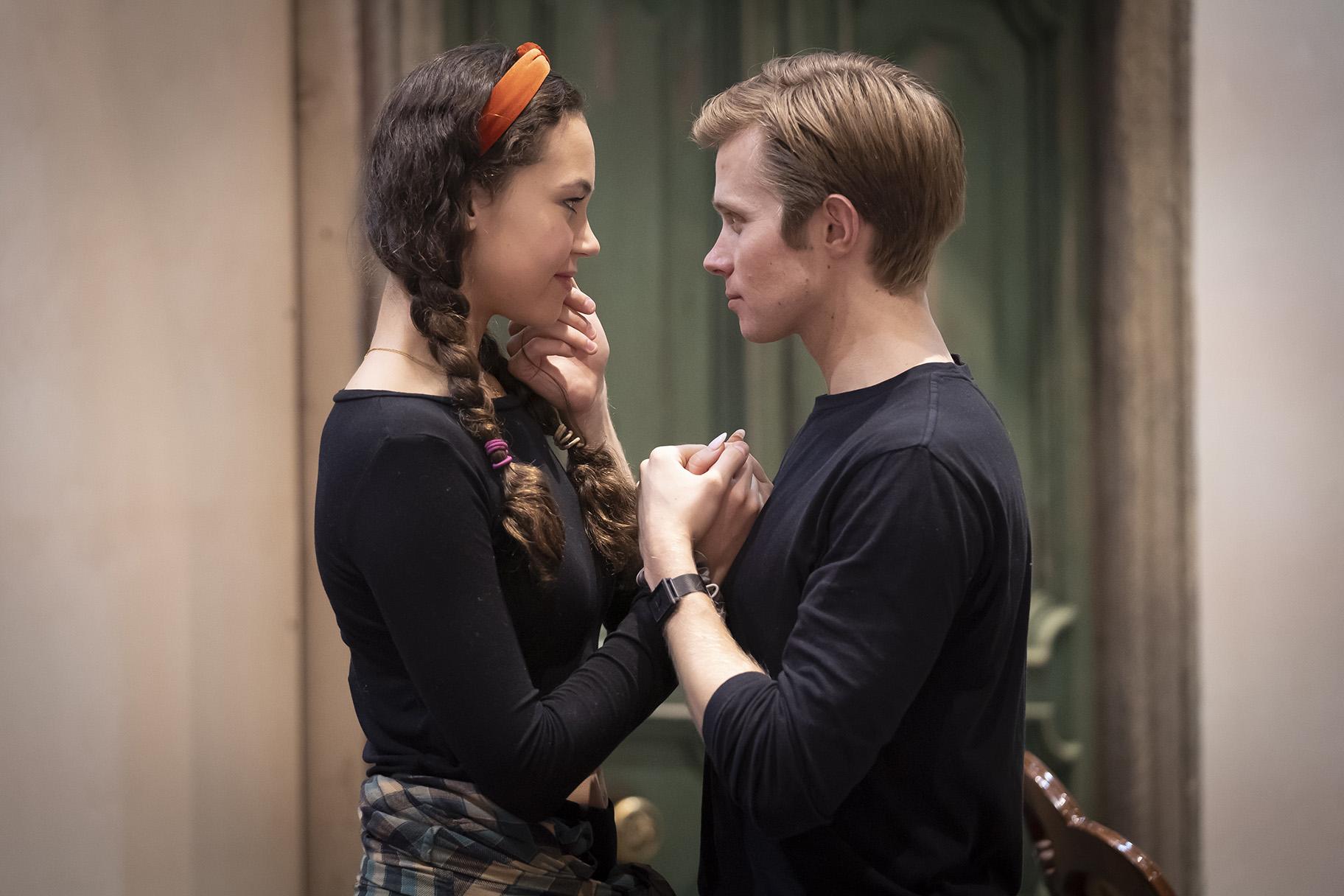 Solea Pfeiffer and Rob Houchen in rehearsal for the Scenario Two production of “The Light in the Piazza” at Lyric Opera House. (Photo by Liz Lauren)