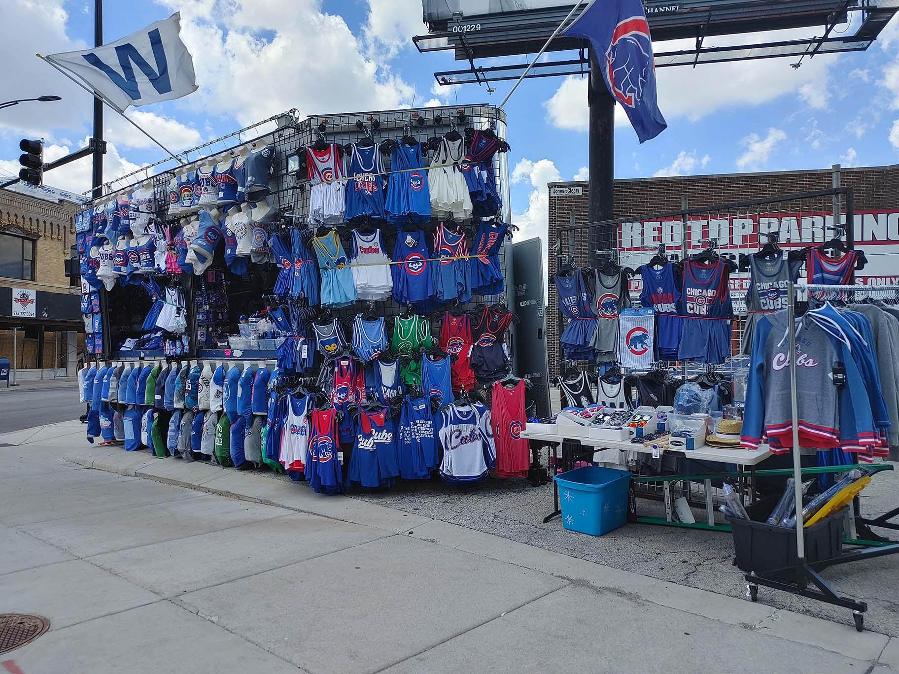 Eerily Quiet, Wrigleyville Still Offers Cubs Fans 'Something to Cheer For', Chicago News