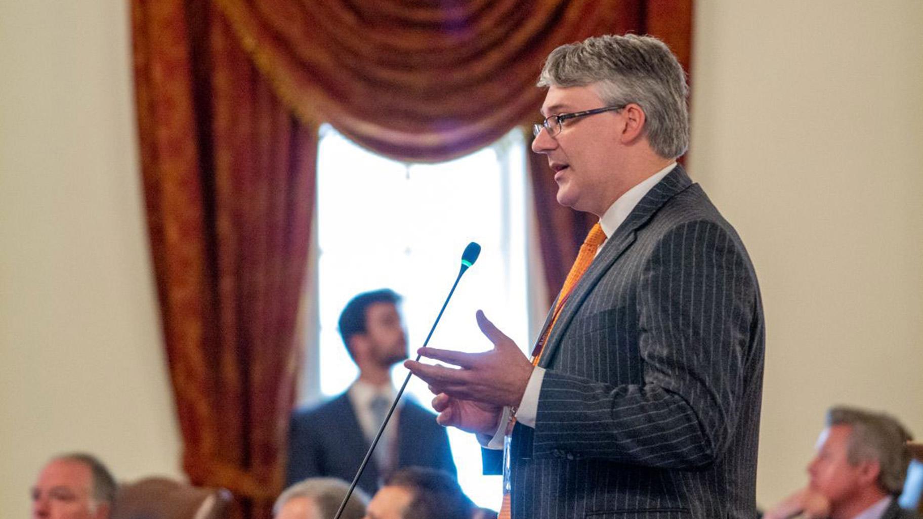 State Sen. Mike Halpin, D-Rock Island, speaks on the Senate floor on March 30, 2023. (Jerry Nowicki / Capitol News Illinois)