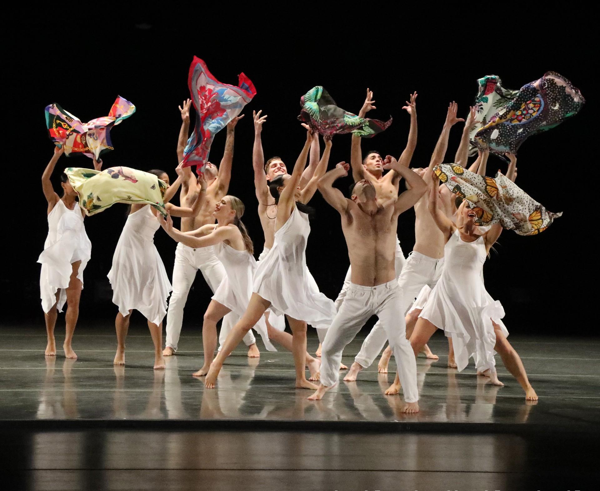 Giordano Dance Chicago Lights Up the Stage in Its Return to the Harris Theater Chicago News WTTW