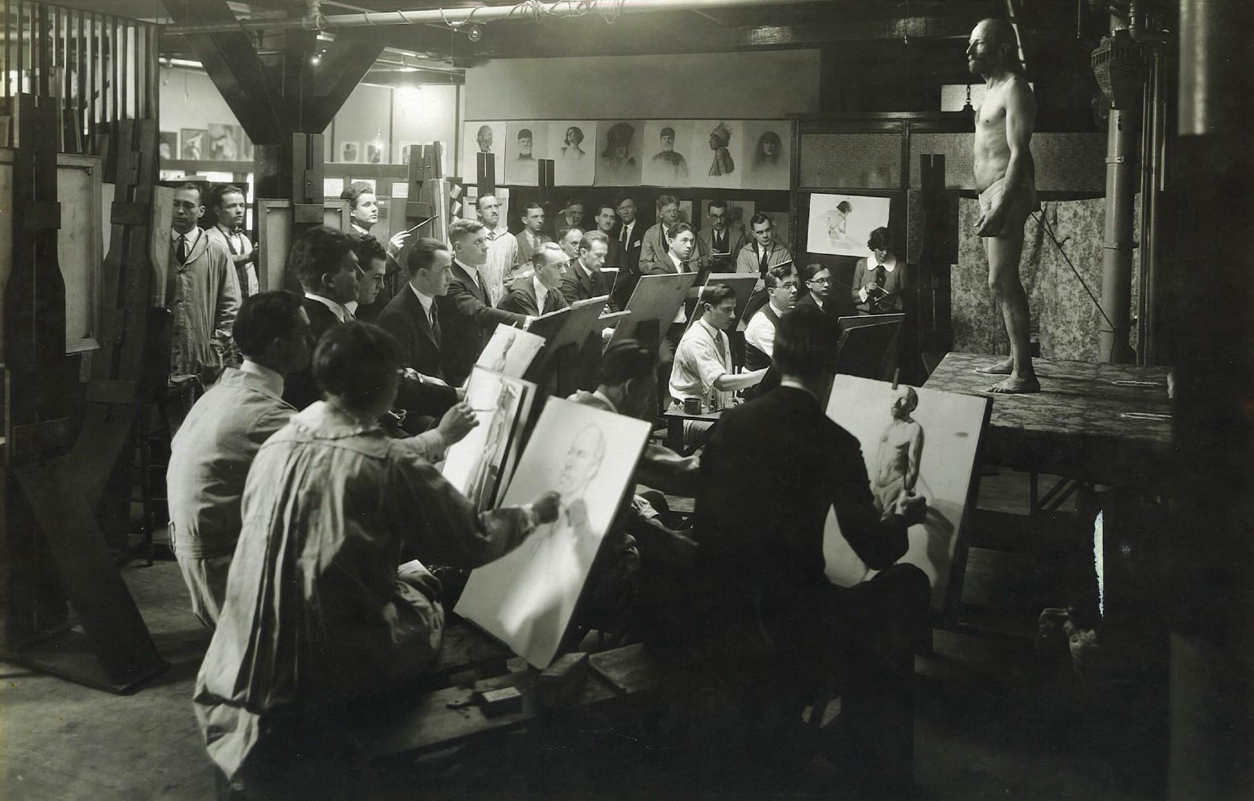 Students at the American Academy of Art College are pictured during a life drawing class at the school in 1924. (Credit: American Academy of Art College)
