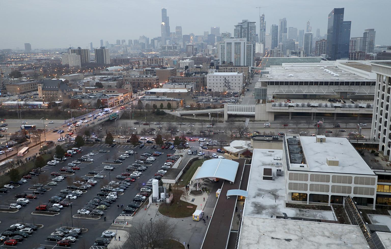 Shots were fired Monday, Nov. 19, 2018, at Mercy Hospital on the city’s South Side, and officers were searching the facility. (Zbigniew Bzdak / Chicago Tribune via AP)