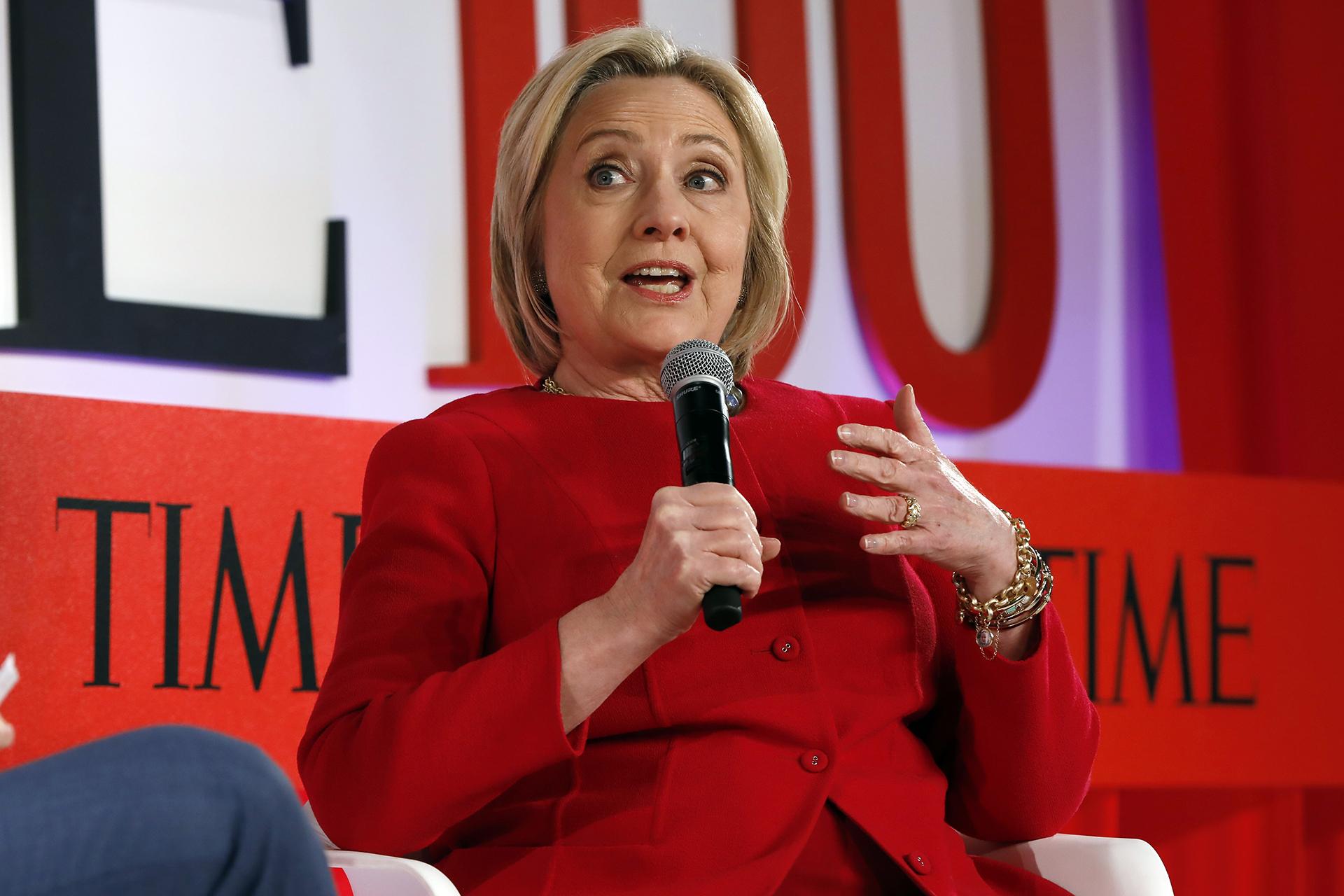 Hillary Clinton: Mueller Report Is Beginning, Not The End | Chicago ...