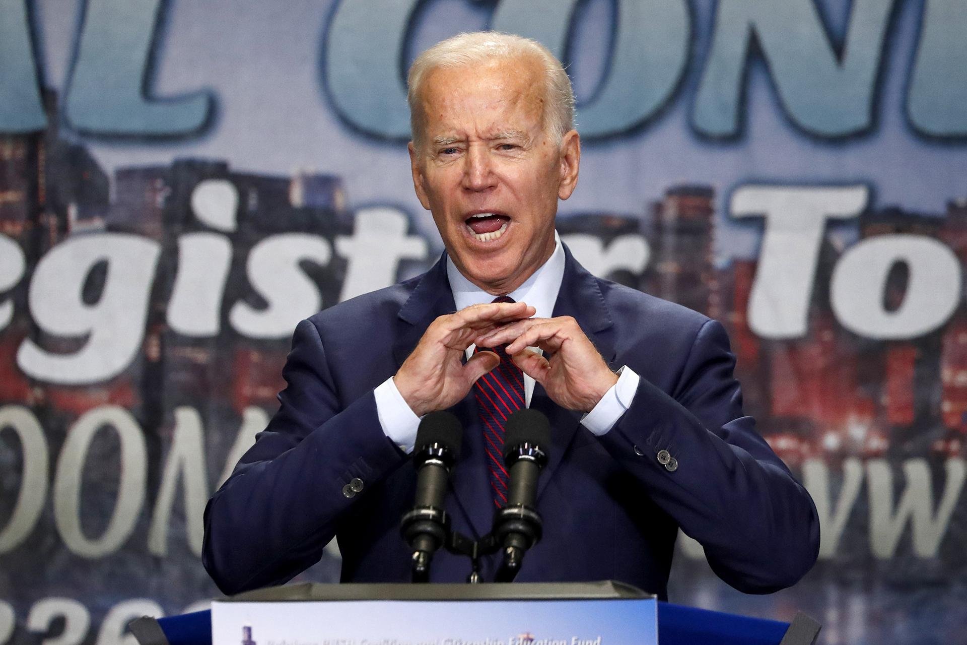 Democratic presidential candidate former Vice President Joe Biden addresses the Rainbow PUSH Coalition Annual International Convention Friday, June 28, 2019, in Chicago. (AP Photo / Charles Rex Arbogast)