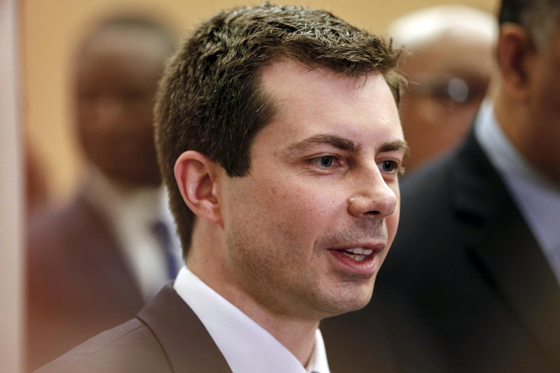 Democratic presidential candidate and South Bend, Indiana, Mayor Pete Buttigieg speaks during a news conference at the Rainbow PUSH Coalition Annual International Convention in Chicago, Tuesday, July 2, 2019. (AP Photo / Amr Alfiky)