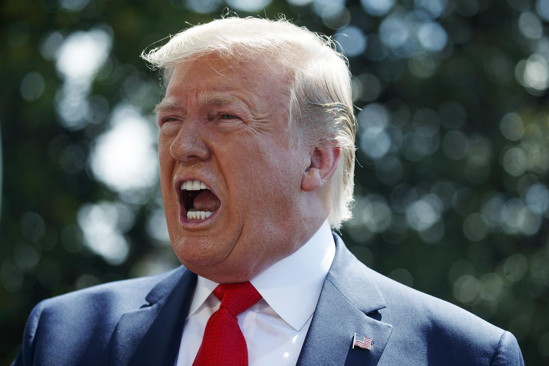 President Donald Trump talks to reporters on the South Lawn of the White House before departing for his Bedminster, New Jersey golf club, Friday, July 5, 2019, in Washington. (AP Photo / Evan Vucci)