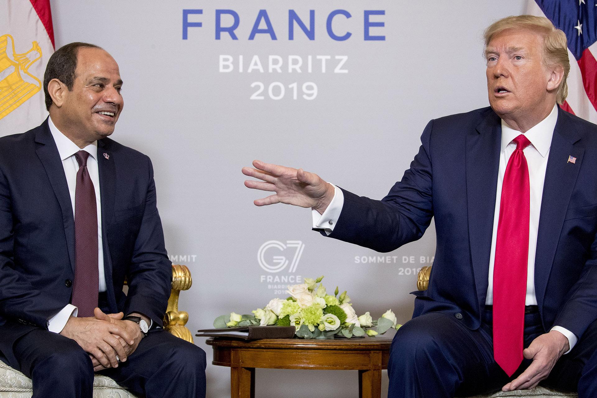 President Donald Trump, right, speaks during a bilateral meeting with Egyptian President Abdel Fattah al-Sissi, left, at the G-7 summit in Biarritz, France, Monday, Aug. 26, 2019. (AP Photo / Andrew Harnik)
