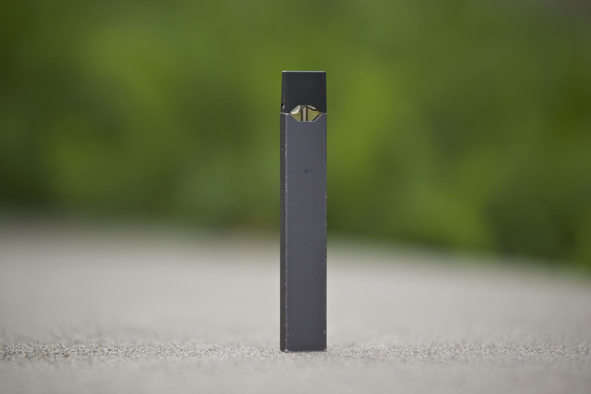 US Teen Vaping Numbers Climb, Fueled by Juul and Mint Flavor | Chicago News | WTTW
