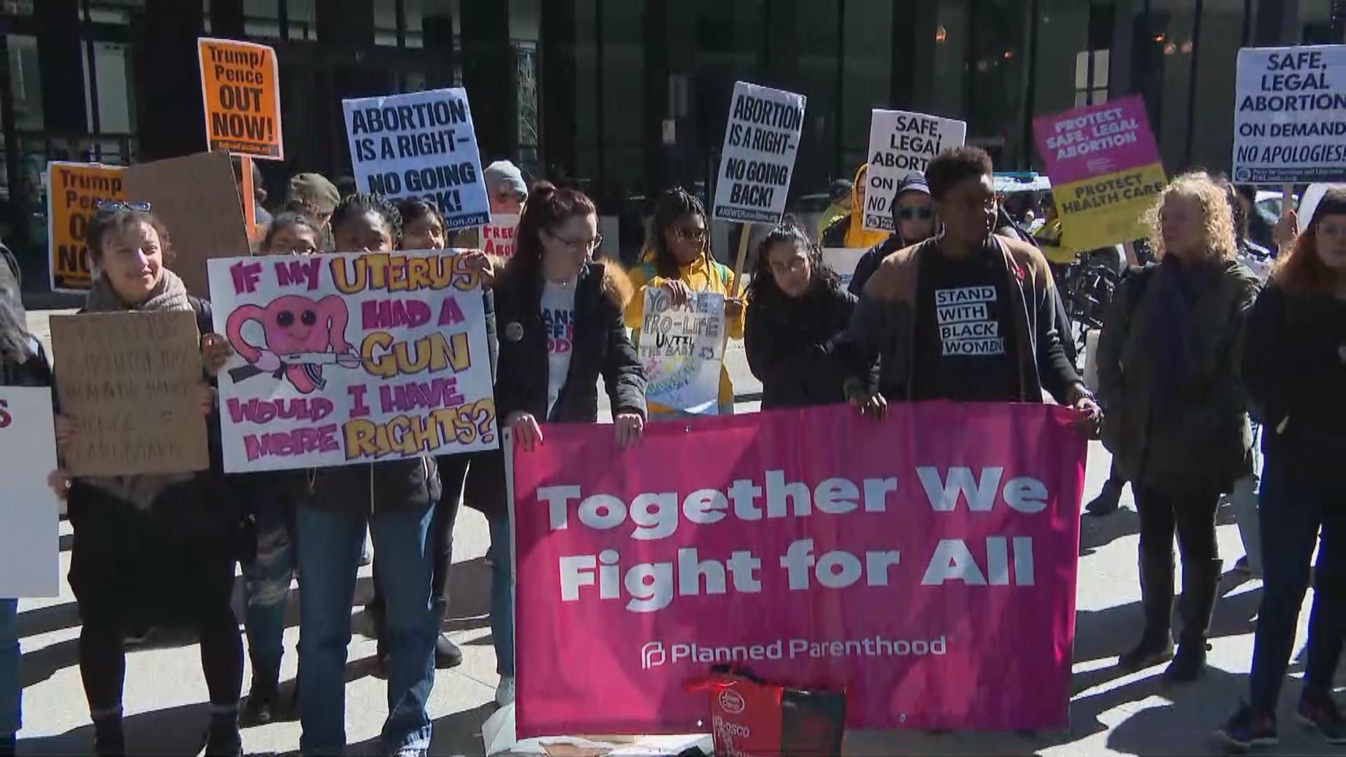 Abortion rights activists rally in Chicago on Wednesday, March 4, 2020. (WTTW News)