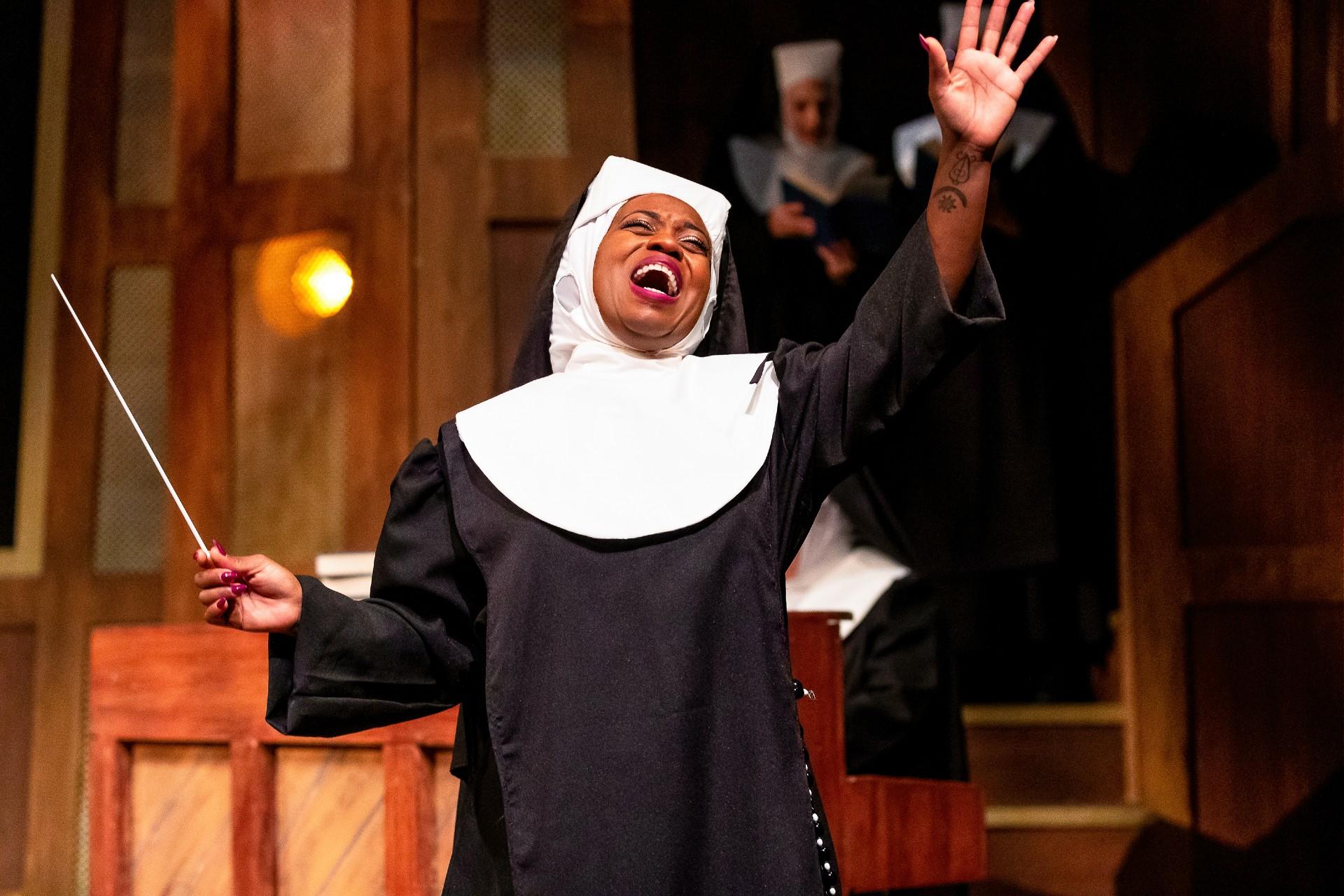 Alexis J. Roston performs in “Sister Act.” (Credit: Brett Beiner Photography)