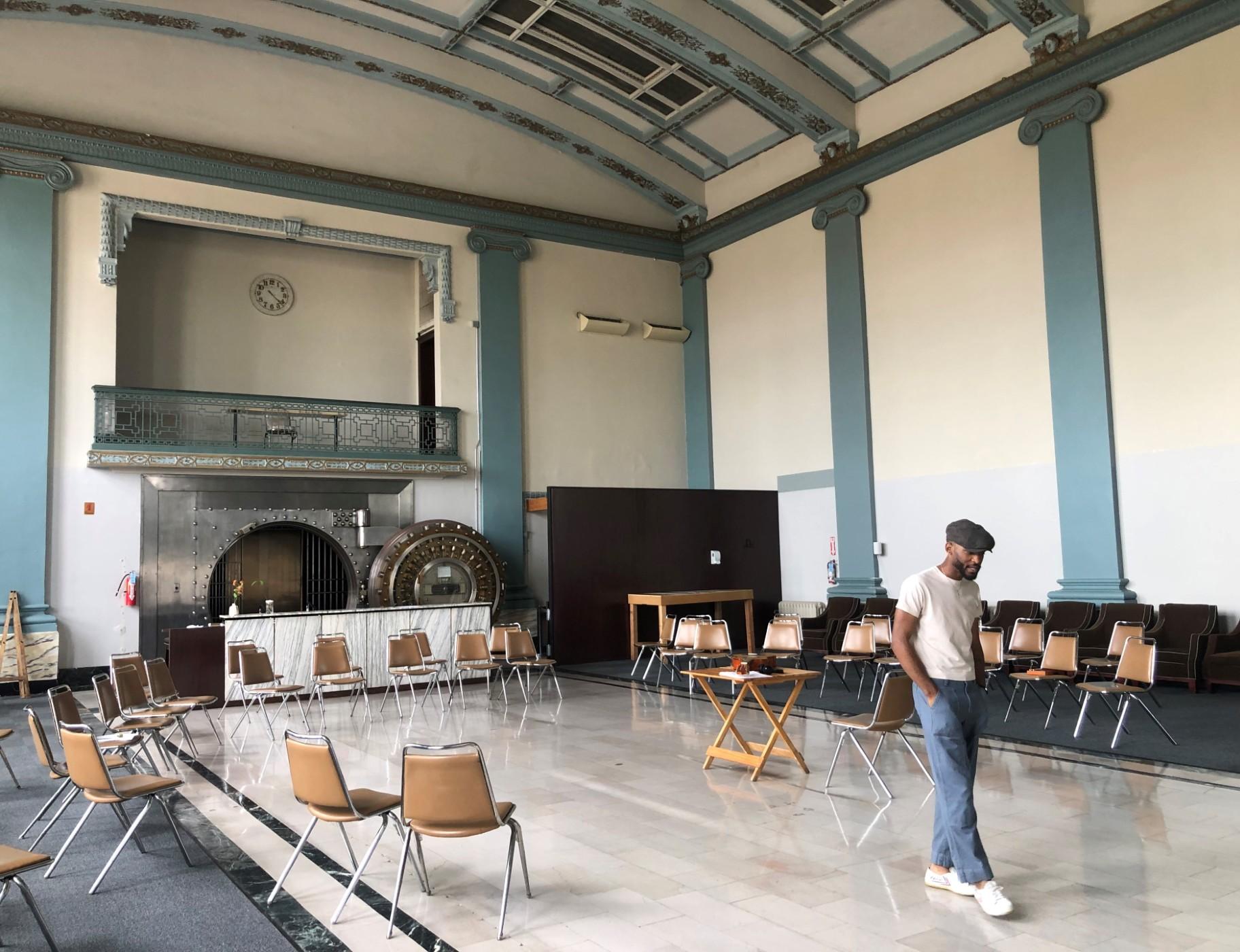 Alt Space Chicago co-founder Jordan Campbell inside the gallery. (Marc Vitali / WTTW News)