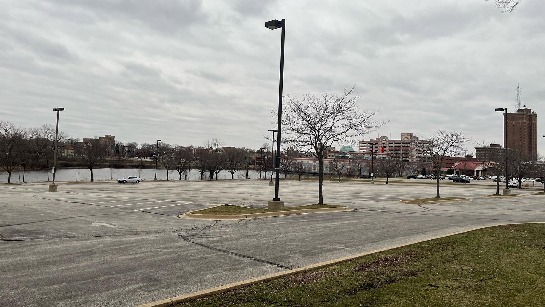 The city of Aurora struck a deal with Windfall to develop a three-acre lot into 160 apartment and townhouse units north of downtown. (Paris Schutz / WTTW News)